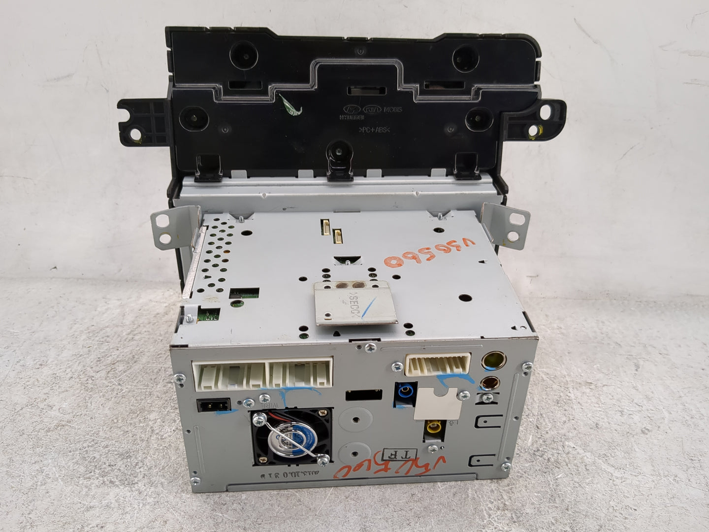 2014-2015 Kia Optima Radio AM FM Cd Player Receiver Replacement P/N:965602T900CA 96560-2T900CA Fits Fits 2014 2015 OEM Used 
