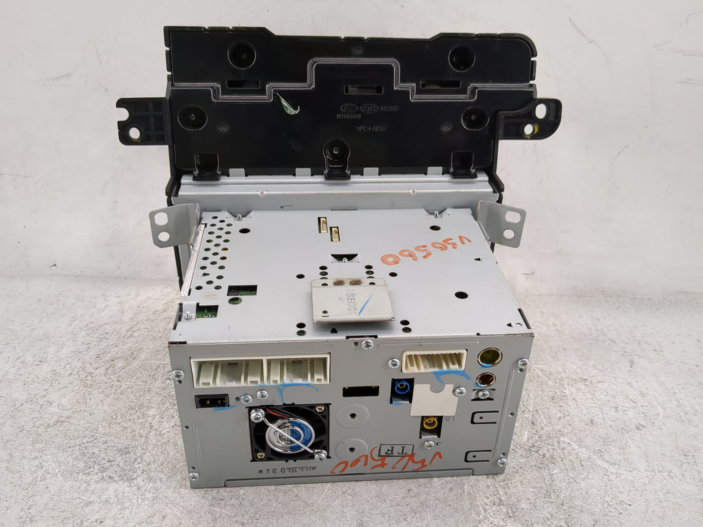 2014-2015 Kia Optima Radio AM FM Cd Player Receiver Replacement P/N:965602T900CA 96560-2T900CA Fits Fits 2014 2015 OEM Used 