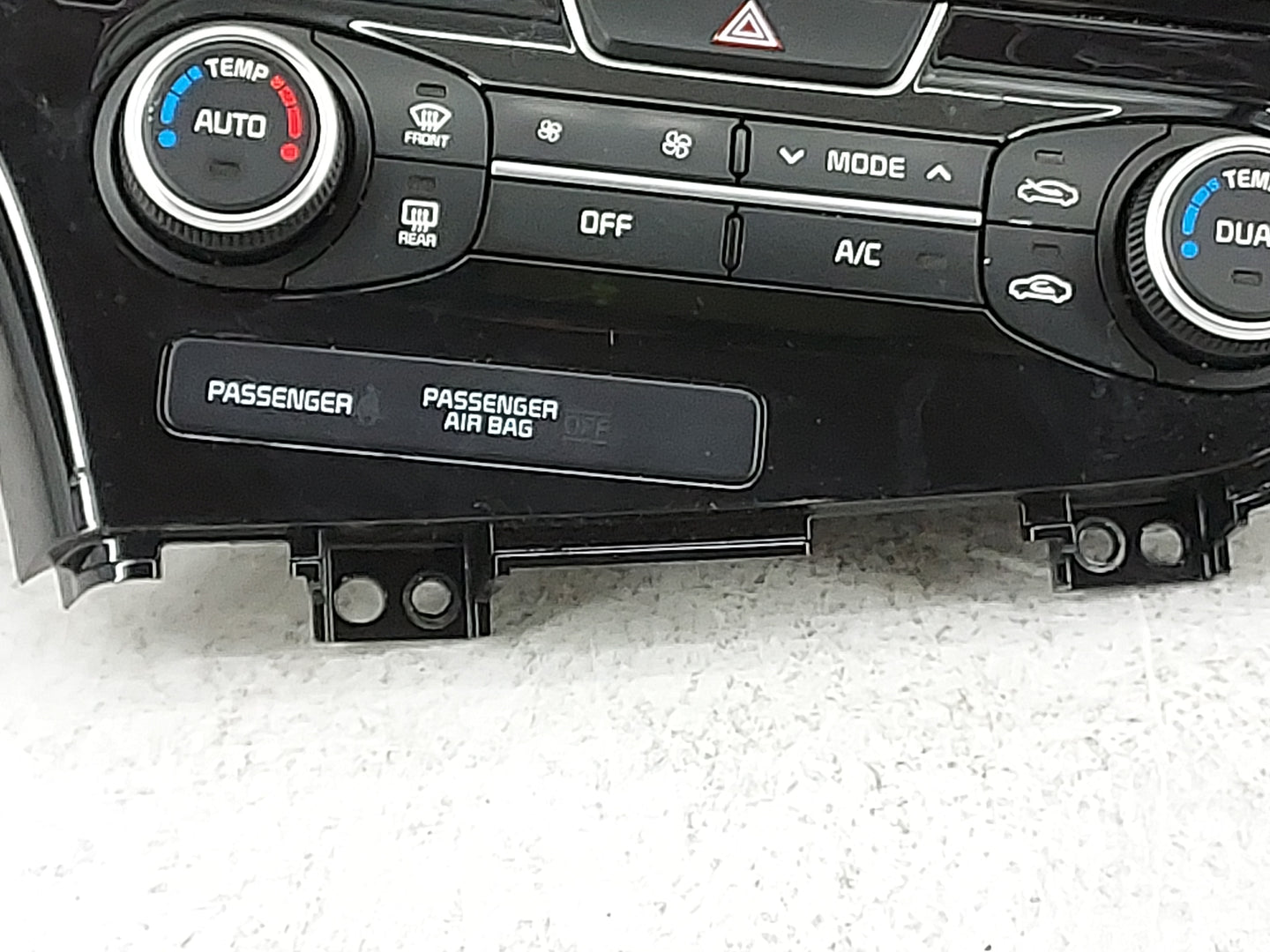 2014-2015 Kia Optima Climate Control Module Temperature AC/Heater Replacement P/N:97250-2TNN1CA Fits Fits 2014 2015 OEM Used