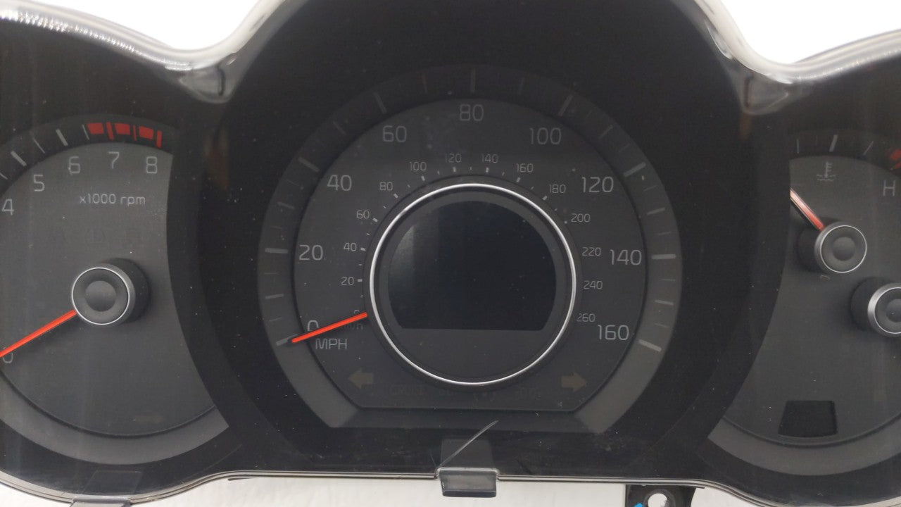2014-2015 Kia Optima Instrument Cluster Speedometer Gauges P/N:94031-2T270 Fits Fits 2014 2015 OEM Used Auto Parts - Oemused