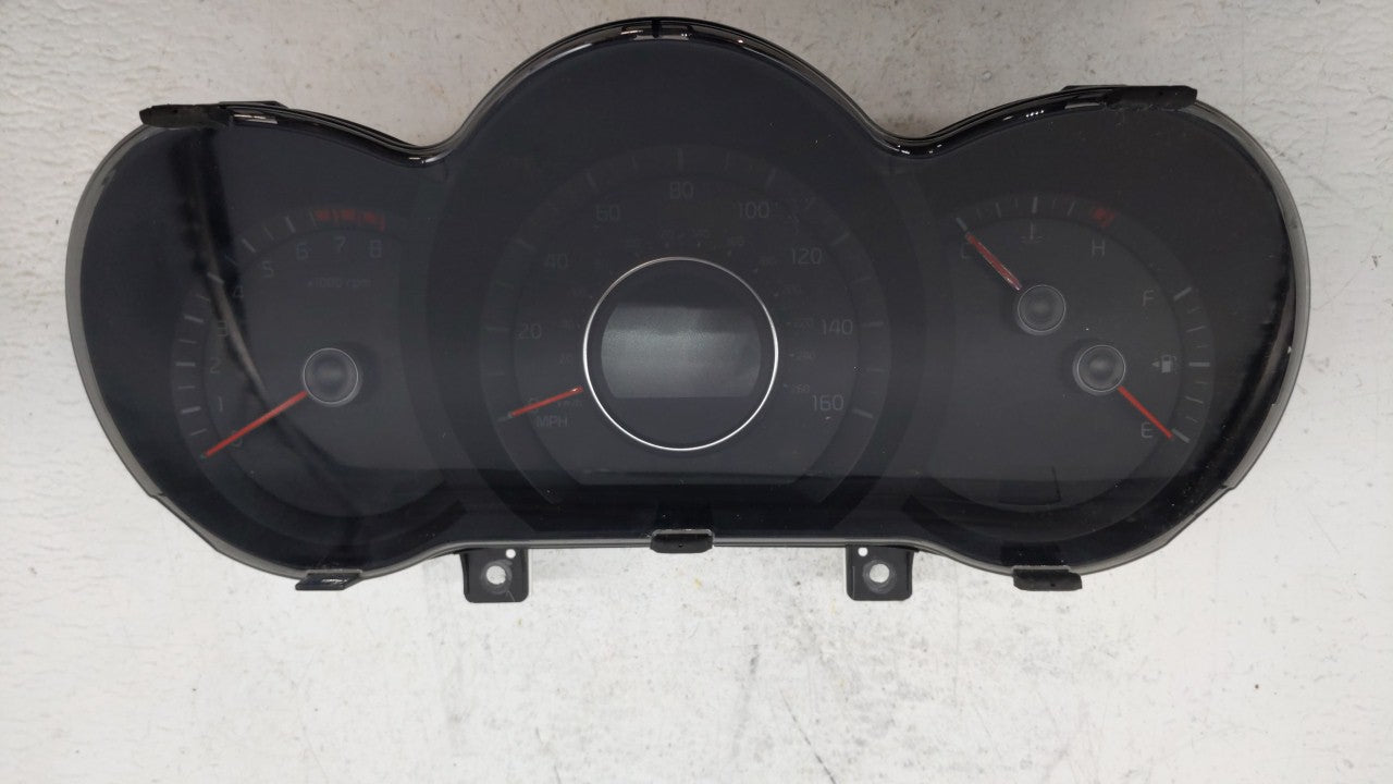 2014-2015 Kia Optima Instrument Cluster Speedometer Gauges P/N:94031-2T270 Fits Fits 2014 2015 OEM Used Auto Parts - Oemused