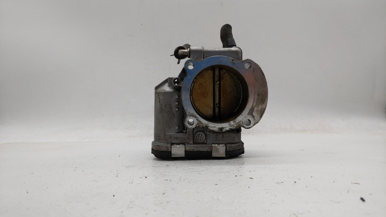 2011-2015 Kia Optima Throttle Body P/N:35100-2G700 Fits Fits 2011 2012 2013 2014 2015 2016 OEM Used Auto Parts - Oemusedauto