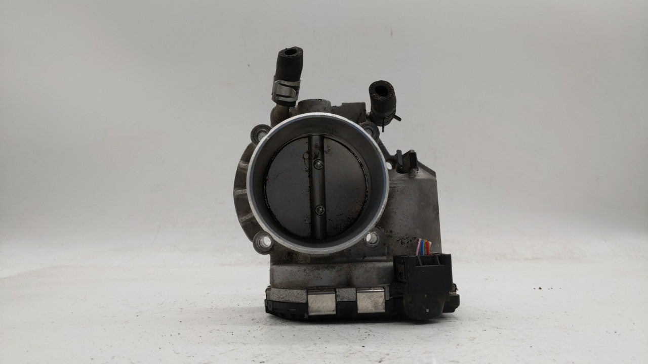2011-2015 Kia Optima Throttle Body P/N:35100-2G700 Fits Fits 2011 2012 2013 2014 2015 2016 OEM Used Auto Parts - Oemusedauto