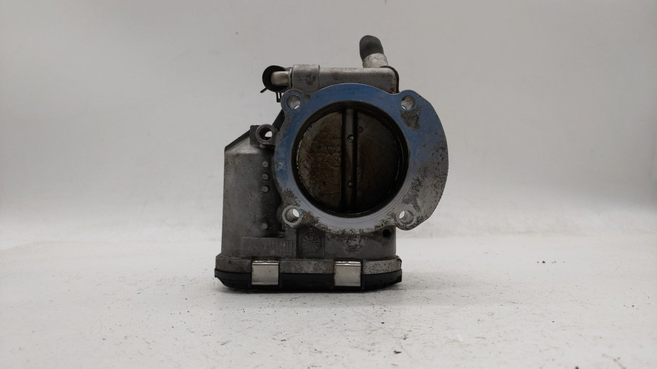 2011-2015 Kia Optima Throttle Body P/N:35100-2G700 Fits Fits 2011 2012 2013 2014 2015 2016 OEM Used Auto Parts - Oemusedauto