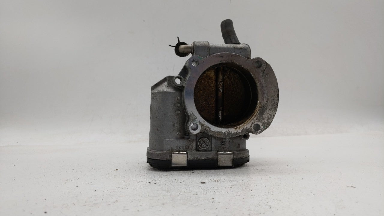 2011-2015 Kia Optima Throttle Body P/N:35100-2G700 Fits Fits 2011 2012 2013 2014 2015 2016 OEM Used Auto Parts - Oemusedauto