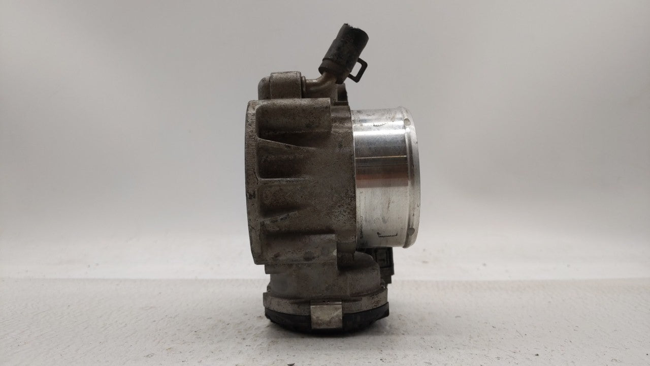 2011-2015 Kia Optima Throttle Body P/N:35100-2G700 Fits Fits 2011 2012 2013 2014 2015 2016 OEM Used Auto Parts - Oemusedauto
