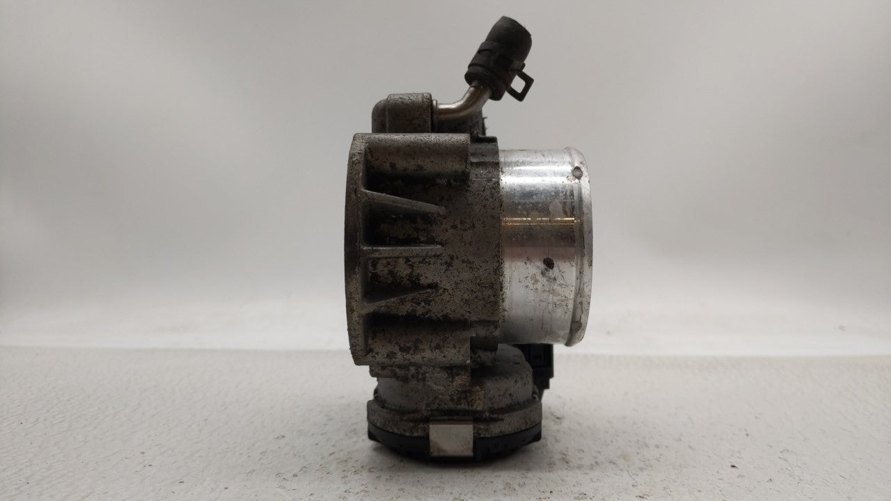 2011-2015 Kia Optima Throttle Body P/N:35100-2G700 Fits Fits 2011 2012 2013 2014 2015 2016 OEM Used Auto Parts - Oemusedauto