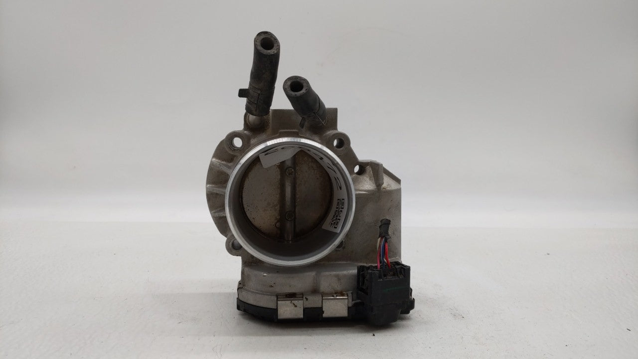 2011-2015 Kia Optima Throttle Body P/N:35100-2G710 Fits Fits 2011 2012 2013 2014 2015 2016 OEM Used Auto Parts - Oemusedauto