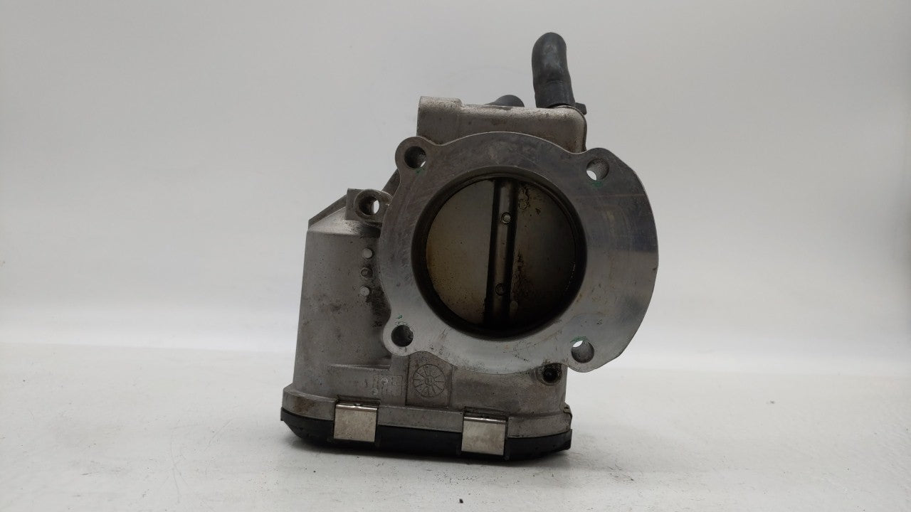 2011-2015 Kia Optima Throttle Body P/N:35100-2G710 Fits Fits 2011 2012 2013 2014 2015 2016 OEM Used Auto Parts - Oemusedauto