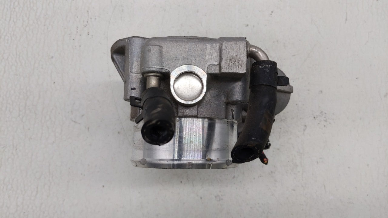 2011-2015 Kia Optima Throttle Body P/N:35100-2G700 Fits Fits 2011 2012 2013 2014 2015 2016 OEM Used Auto Parts - Oemusedauto
