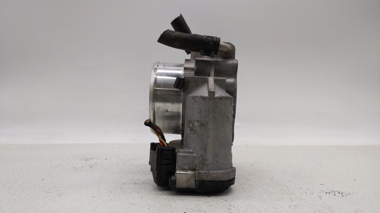 2011-2015 Kia Optima Throttle Body P/N:35100-2G700 Fits Fits 2011 2012 2013 2014 2015 2016 OEM Used Auto Parts - Oemusedauto