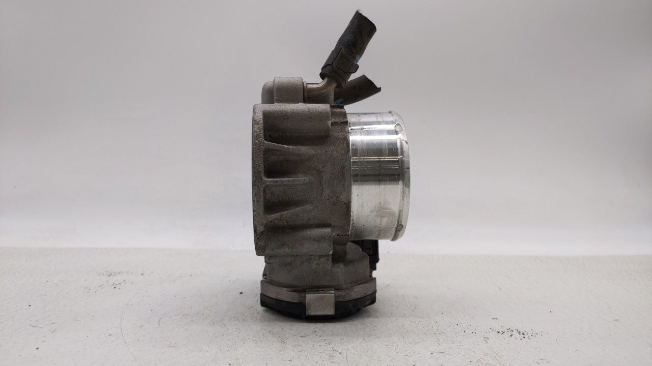 2011-2015 Kia Optima Throttle Body P/N:35100-2G700 Fits Fits 2011 2012 2013 2014 2015 2016 OEM Used Auto Parts - Oemusedauto