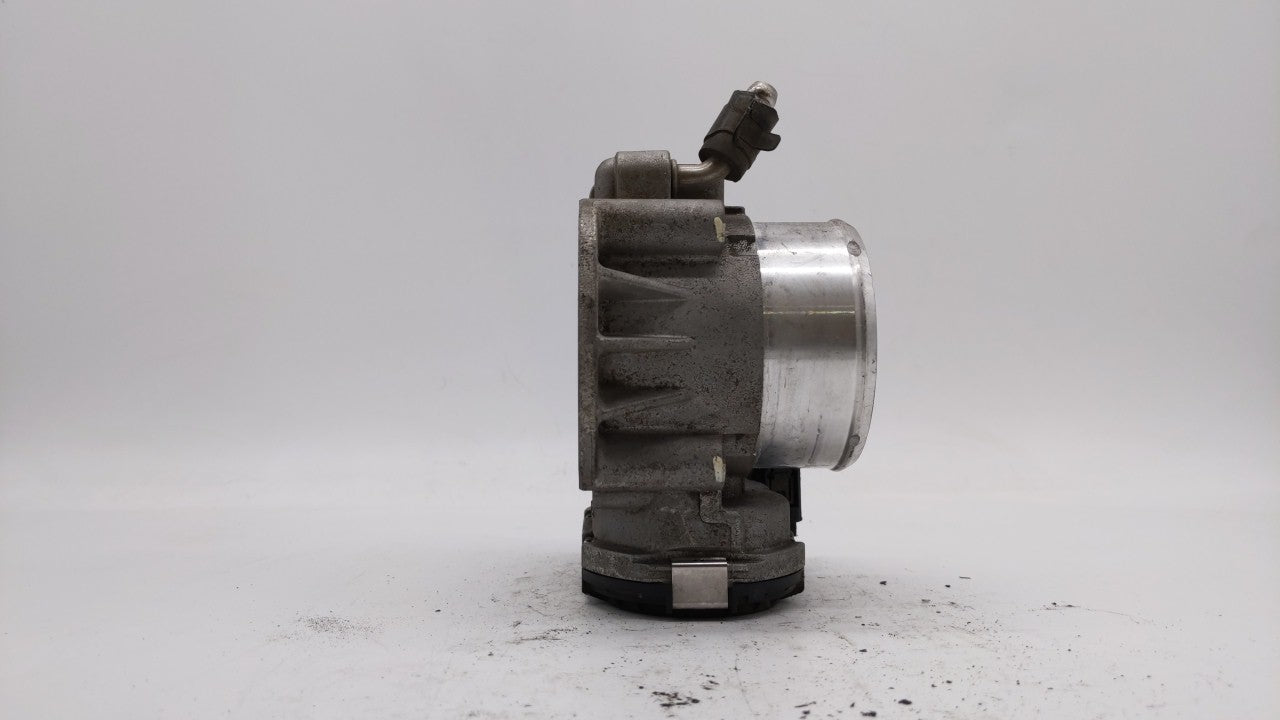 2011-2015 Kia Optima Throttle Body P/N:35100-2G700 Fits Fits 2011 2012 2013 2014 2015 2016 OEM Used Auto Parts - Oemusedauto