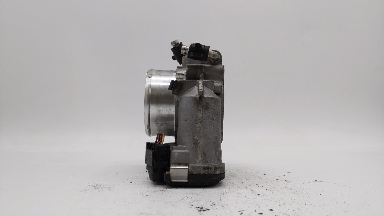2011-2015 Kia Optima Throttle Body P/N:35100-2G700 Fits Fits 2011 2012 2013 2014 2015 2016 OEM Used Auto Parts - Oemusedauto