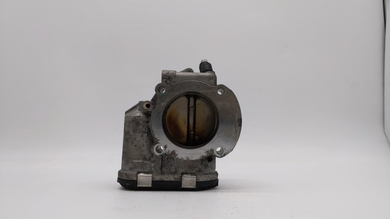 2011-2015 Kia Optima Throttle Body P/N:35100-2G710 Fits Fits 2011 2012 2013 2014 2015 2016 OEM Used Auto Parts - Oemusedauto