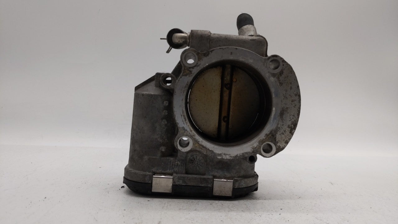 2011-2015 Kia Optima Throttle Body P/N:35100-2G700 Fits Fits 2011 2012 2013 2014 2015 2016 OEM Used Auto Parts - Oemusedauto