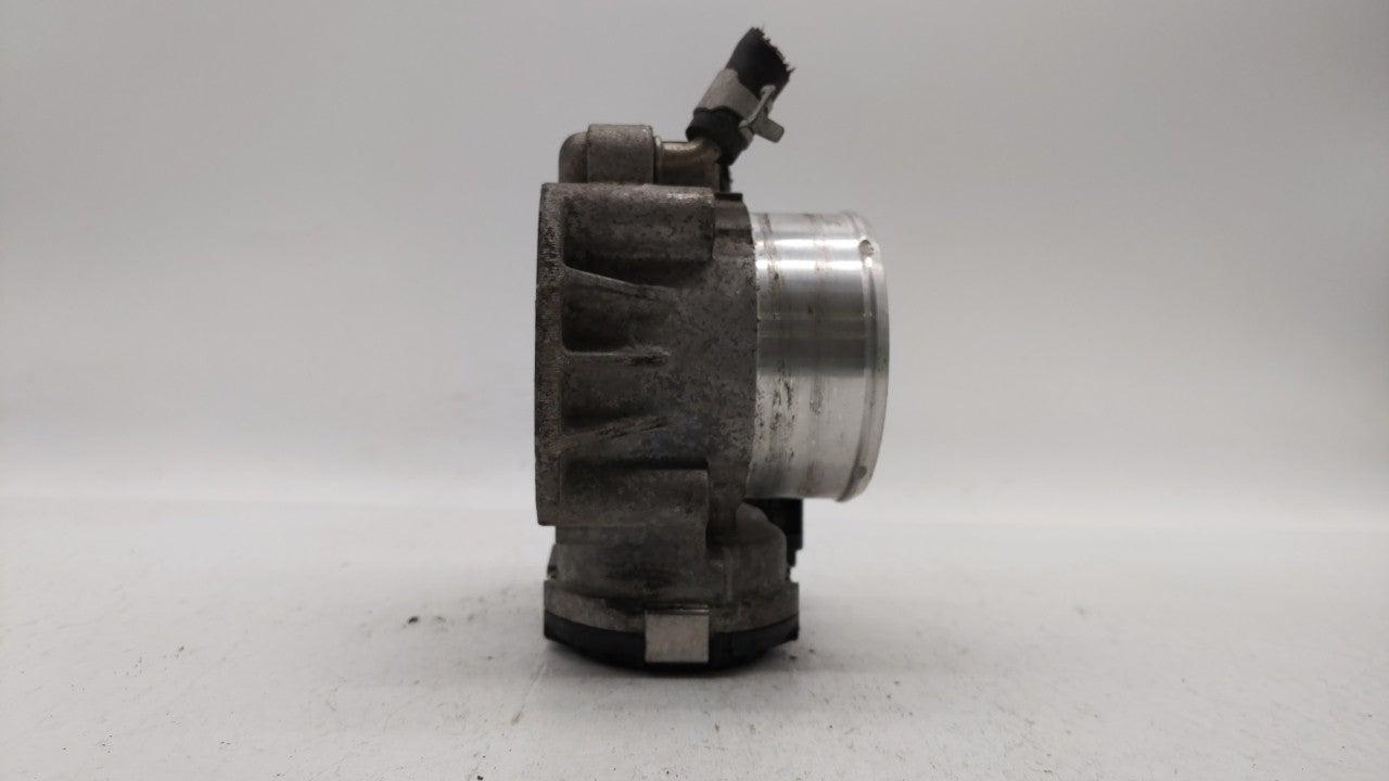 2011-2015 Kia Optima Throttle Body P/N:35100-2G700 Fits Fits 2011 2012 2013 2014 2015 2016 OEM Used Auto Parts - Oemusedauto