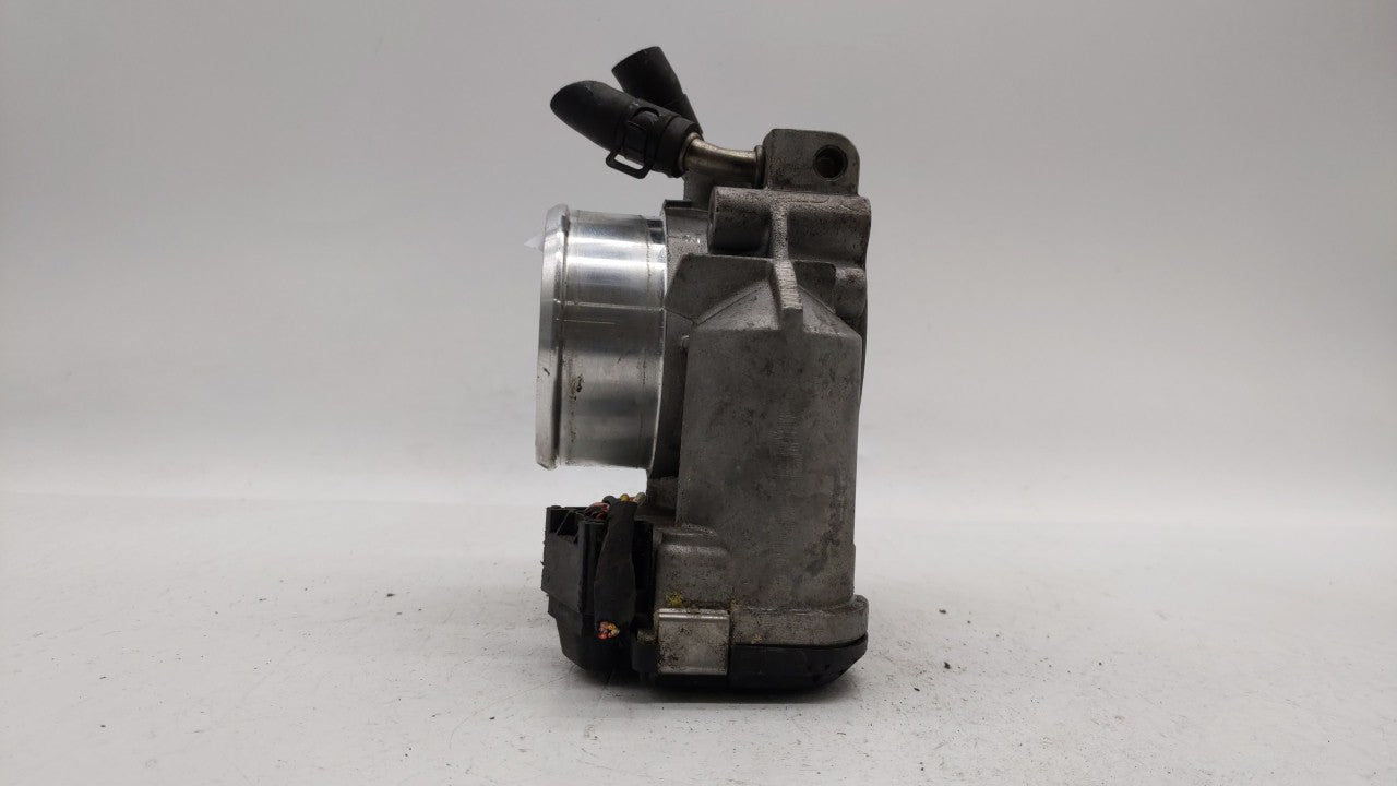 2011-2015 Kia Optima Throttle Body P/N:35100-2G710 Fits Fits 2011 2012 2013 2014 2015 2016 OEM Used Auto Parts - Oemusedauto