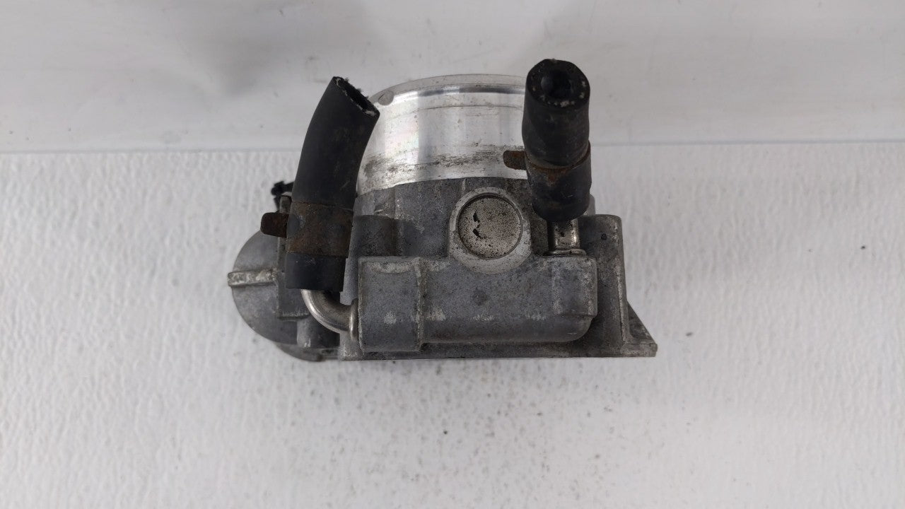 2011-2015 Kia Optima Throttle Body P/N:35100-2G700 Fits Fits 2011 2012 2013 2014 2015 2016 OEM Used Auto Parts - Oemusedauto