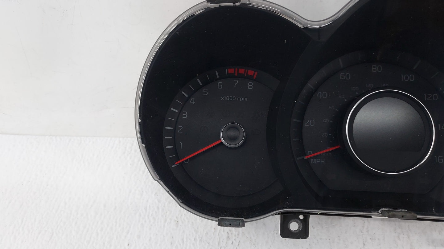2014-2015 Kia Optima Instrument Cluster Speedometer Gauges P/N:94031-2T270 Fits Fits 2014 2015 OEM Used Auto Parts - Oemused