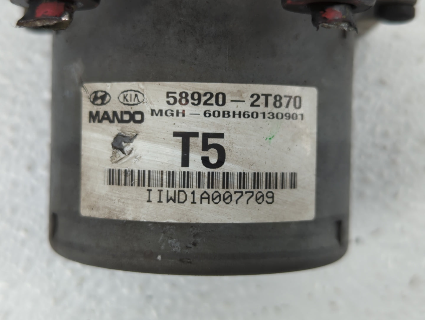 2014-2015 Kia Optima ABS Pump Control Module Replacement P/N:BE6003O902 58920-2T870 Fits Fits 2014 2015 OEM Used Auto Parts 