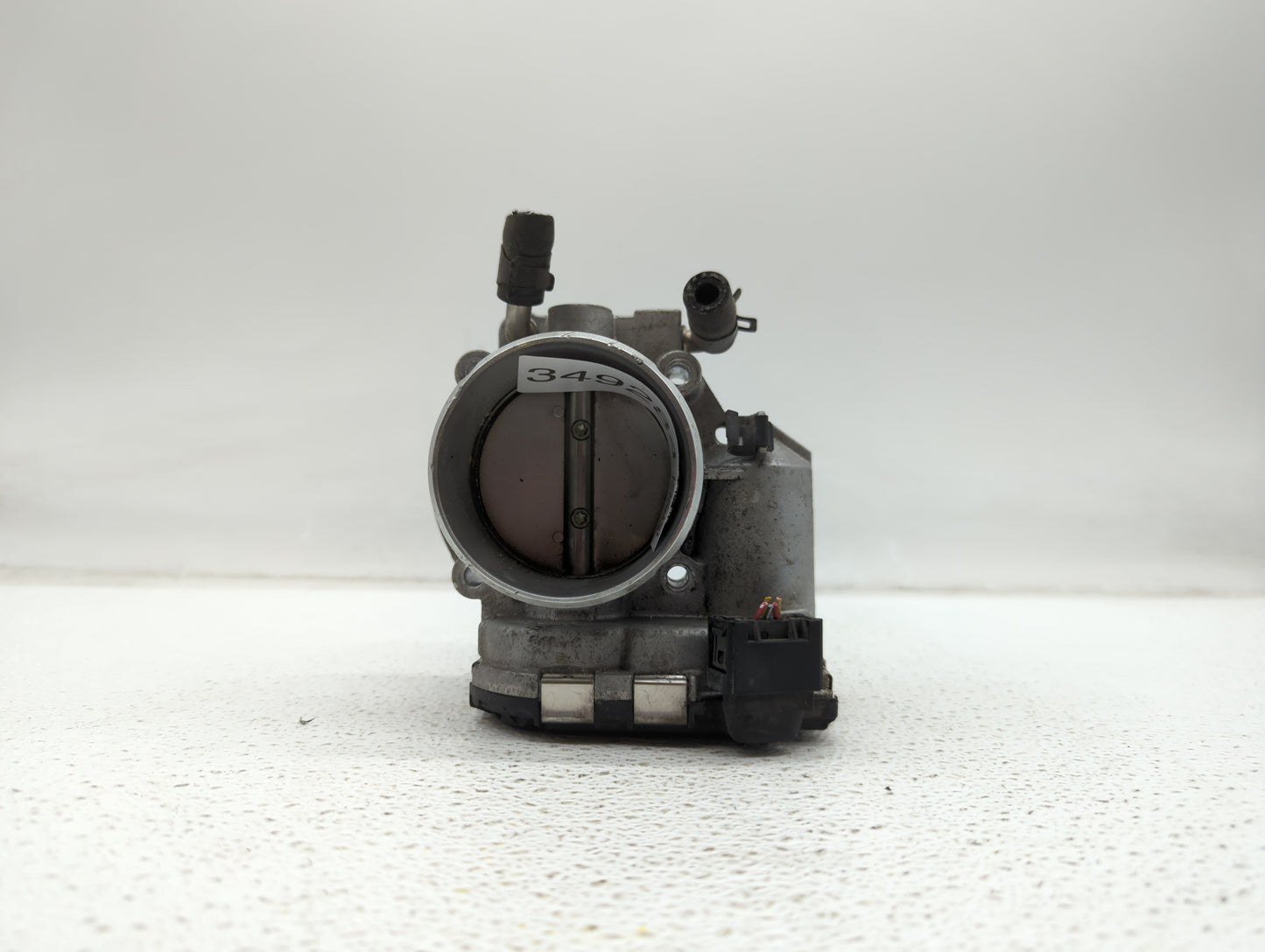 2011-2015 Kia Optima Throttle Body P/N:35100-2G700 Fits Fits 2011 2012 2013 2014 2015 2016 OEM Used Auto Parts - Oemusedauto
