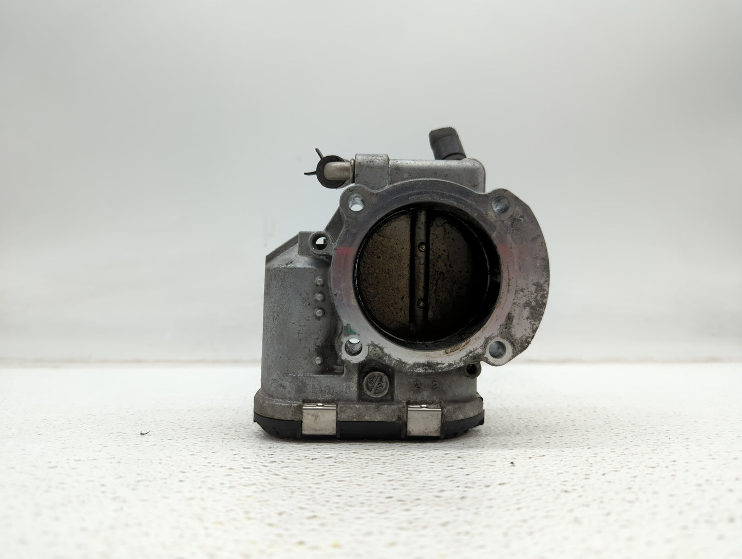 2011-2015 Kia Optima Throttle Body P/N:35100-2G700 Fits Fits 2011 2012 2013 2014 2015 2016 OEM Used Auto Parts - Oemusedauto