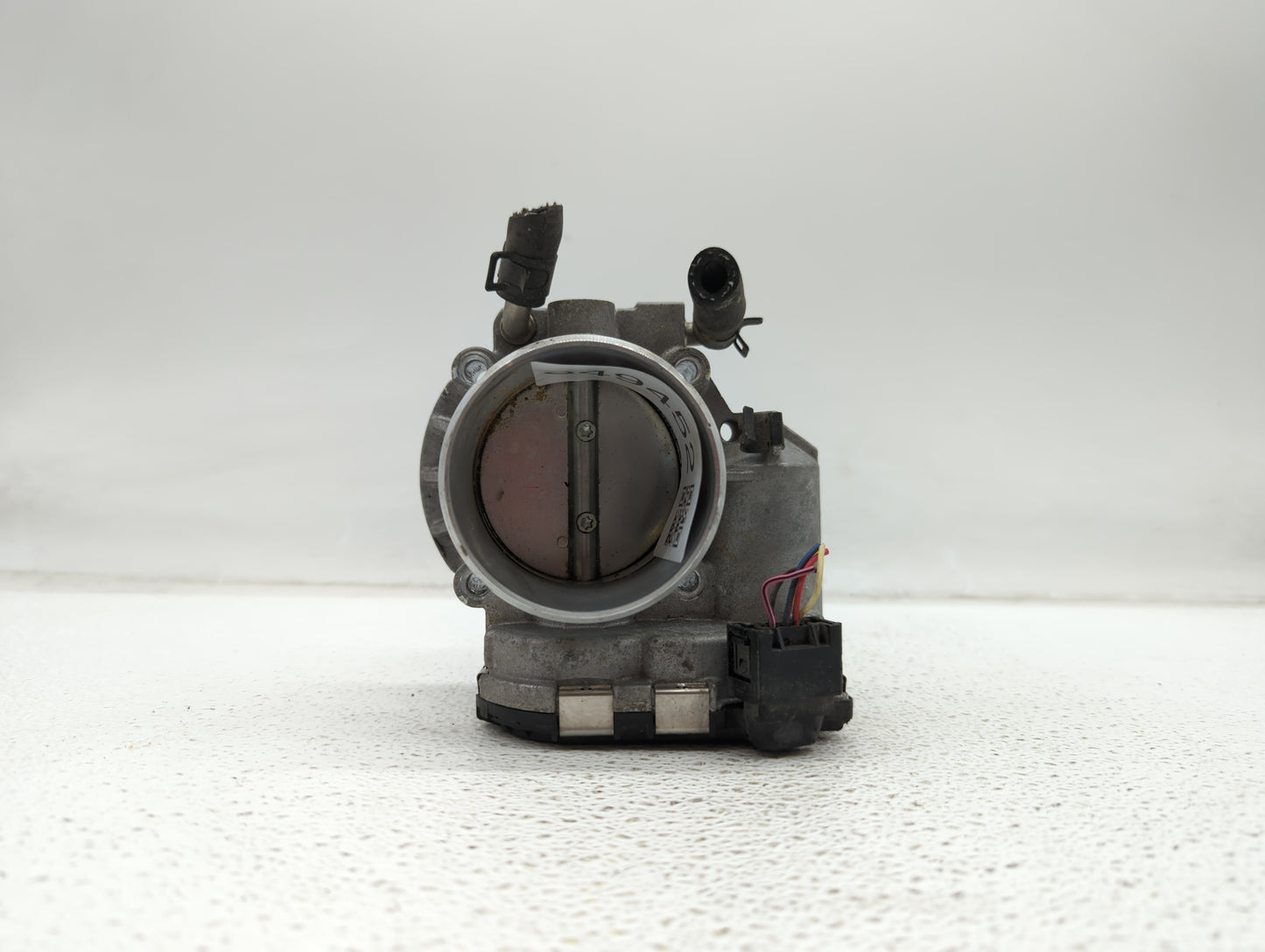 2011-2015 Kia Optima Throttle Body P/N:35100-2G700 Fits Fits 2011 2012 2013 2014 2015 2016 OEM Used Auto Parts - Oemusedauto