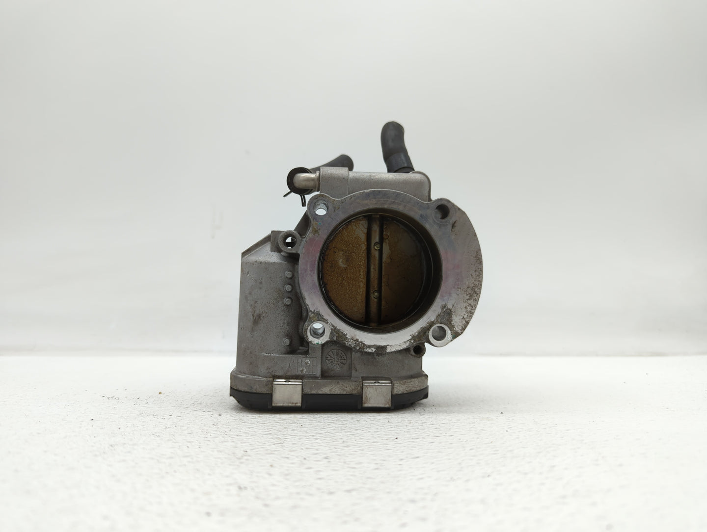 2011-2015 Kia Optima Throttle Body P/N:904501 0001 35100-2G700 Fits Fits 2011 2012 2013 2014 2015 2016 OEM Used Auto Parts -
