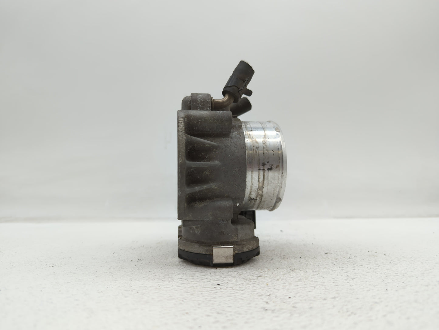2011-2015 Kia Optima Throttle Body P/N:904501 0001 35100-2G700 Fits Fits 2011 2012 2013 2014 2015 2016 OEM Used Auto Parts -