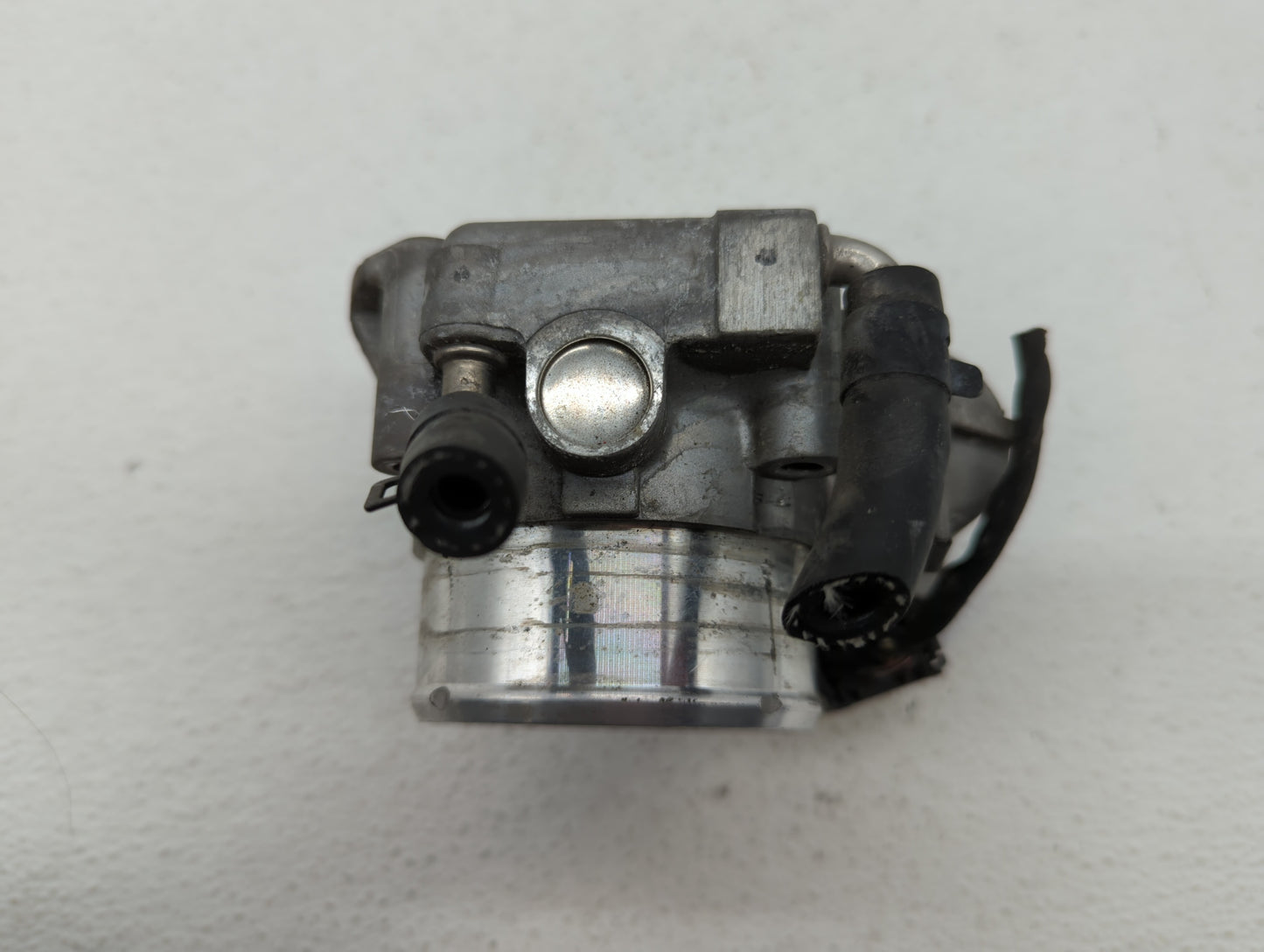 2011-2015 Kia Optima Throttle Body P/N:904501 0001 35100-2G700 Fits Fits 2011 2012 2013 2014 2015 2016 OEM Used Auto Parts -