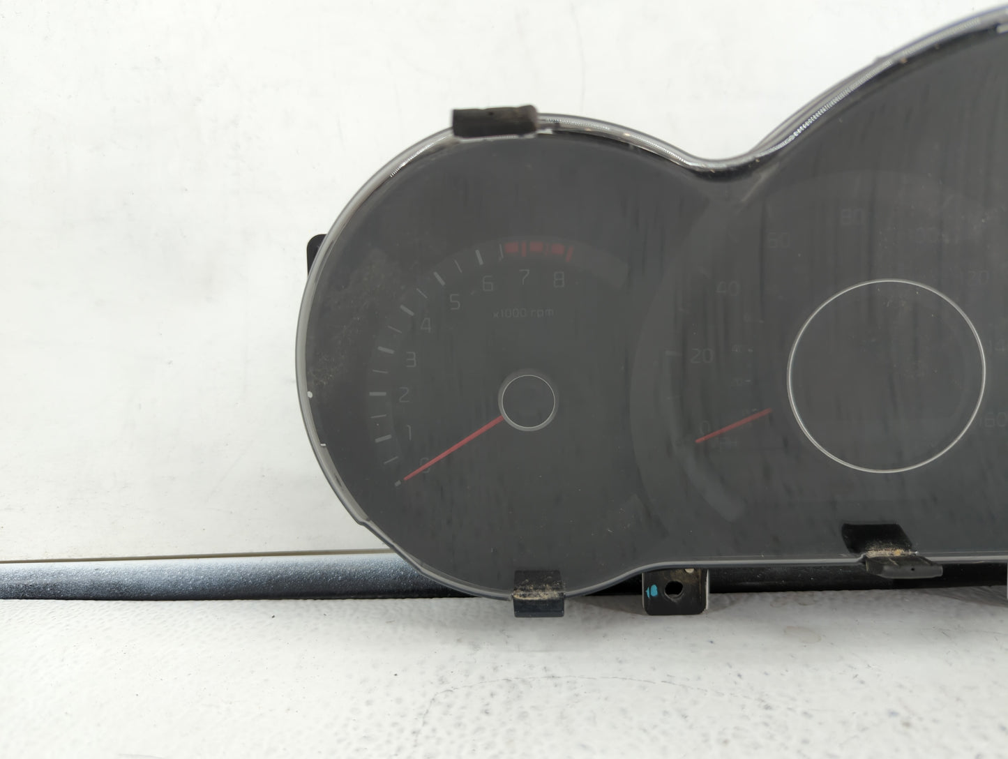 2014-2015 Kia Optima Instrument Cluster Speedometer Gauges P/N:94031-2T270 Fits Fits 2014 2015 OEM Used Auto Parts - Oemused