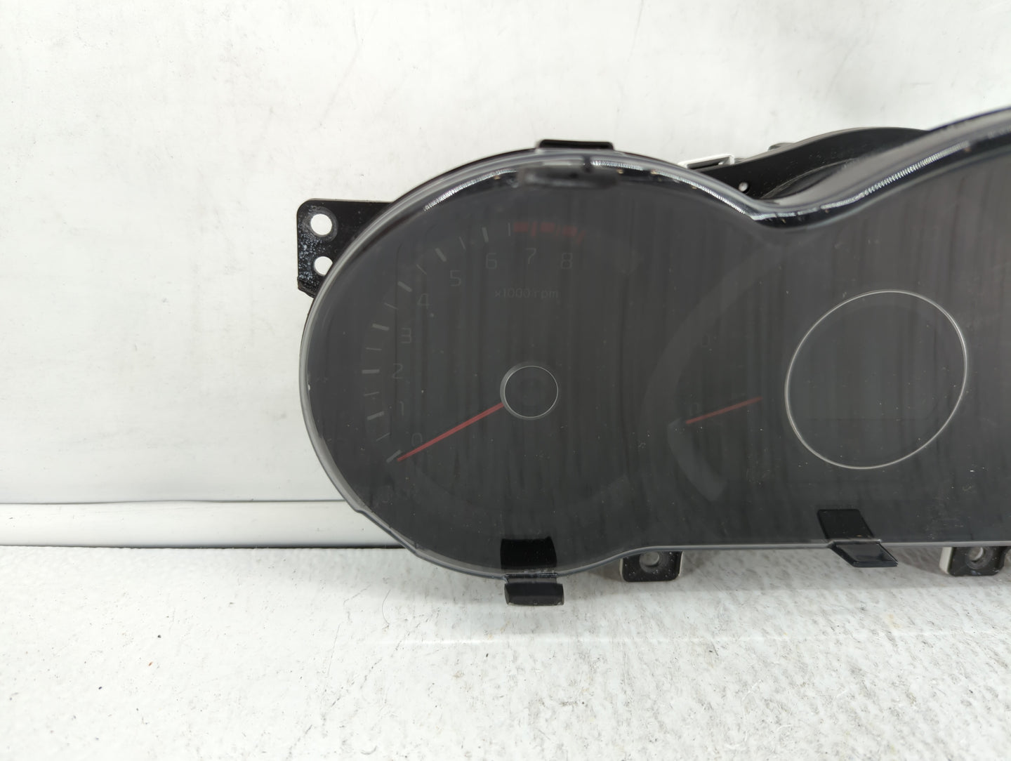 2014-2015 Kia Optima Instrument Cluster Speedometer Gauges P/N:94031-2T270 Fits Fits 2014 2015 OEM Used Auto Parts - Oemused