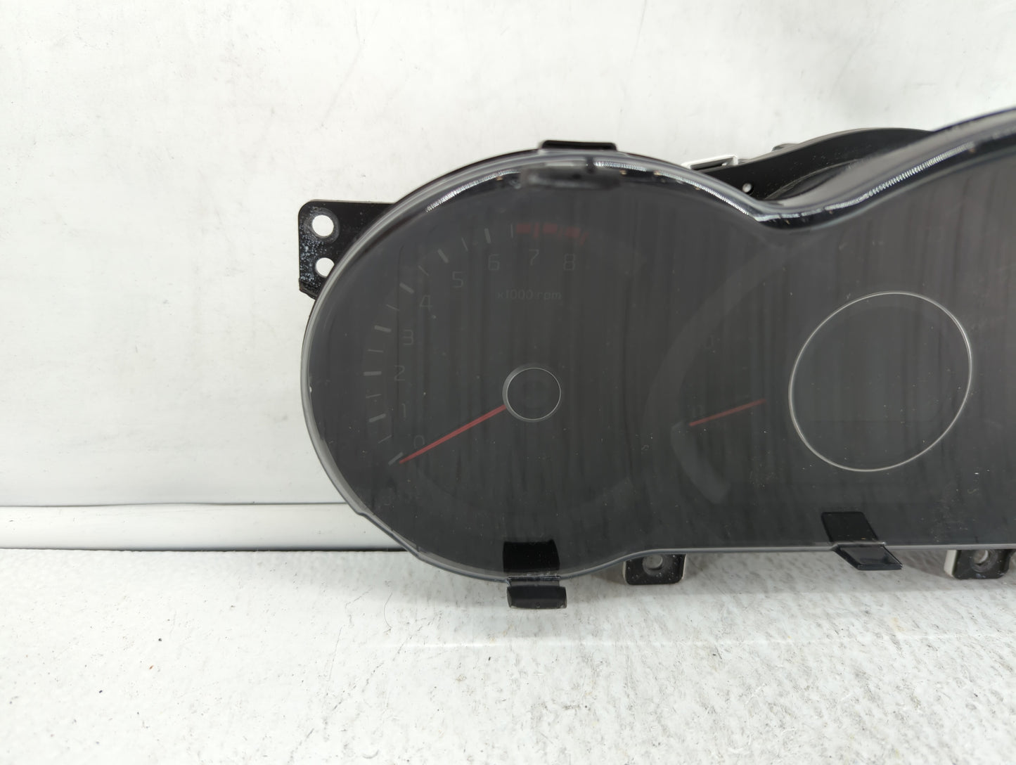 2014-2015 Kia Optima Instrument Cluster Speedometer Gauges P/N:94031-2T270 Fits Fits 2014 2015 OEM Used Auto Parts - Oemused