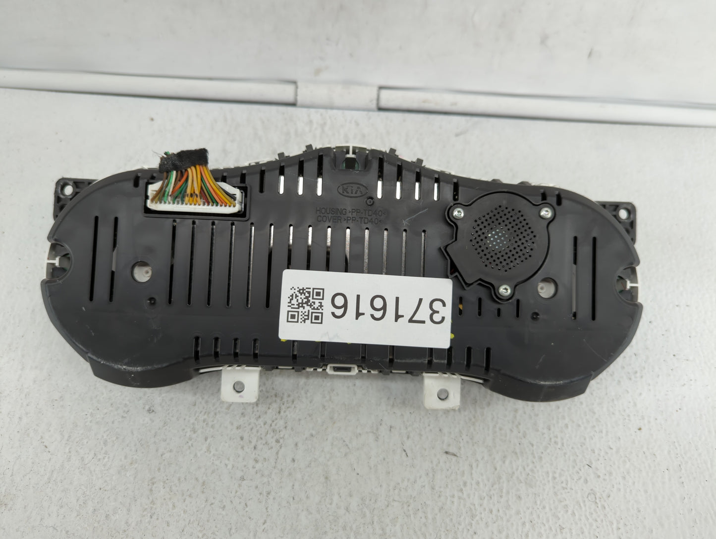 2014-2016 Kia Optima Instrument Cluster Speedometer Gauges P/N:94041-4V000 94041-4U000 Fits Fits 2014 2015 2016 OEM Used Aut