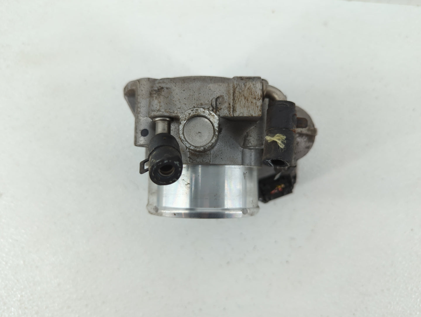 2011-2015 Kia Optima Throttle Body P/N:904501 0001 35100-2G700 Fits Fits 2011 2012 2013 2014 2015 2016 OEM Used Auto Parts -