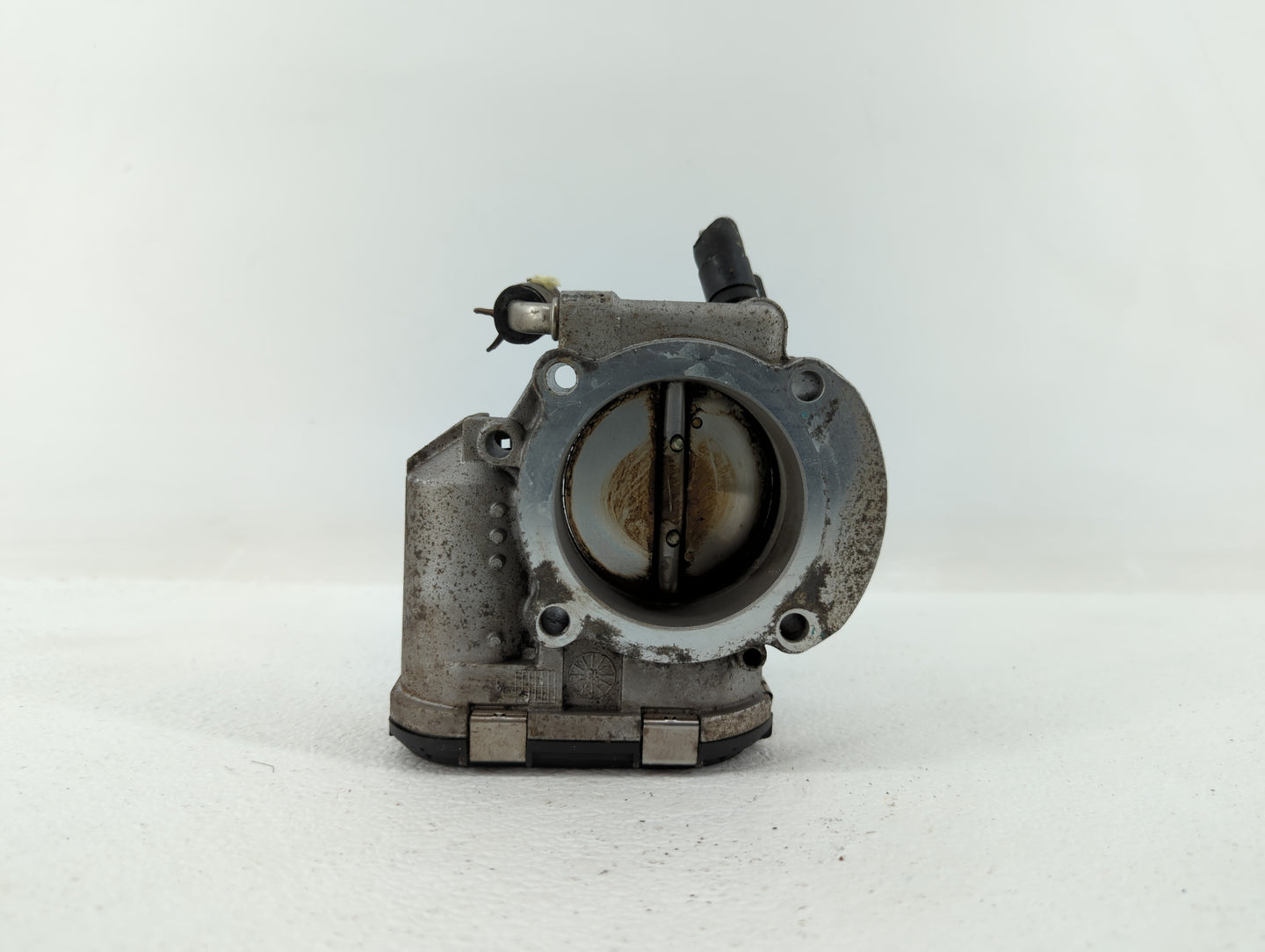 2011-2015 Kia Optima Throttle Body P/N:904501 0001 35100-2G700 Fits Fits 2011 2012 2013 2014 2015 2016 OEM Used Auto Parts -