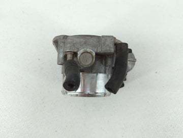 2011-2015 Kia Optima Throttle Body P/N:904501 0001 35100-2G700 Fits Fits 2011 2012 2013 2014 2015 2016 OEM Used Auto Parts