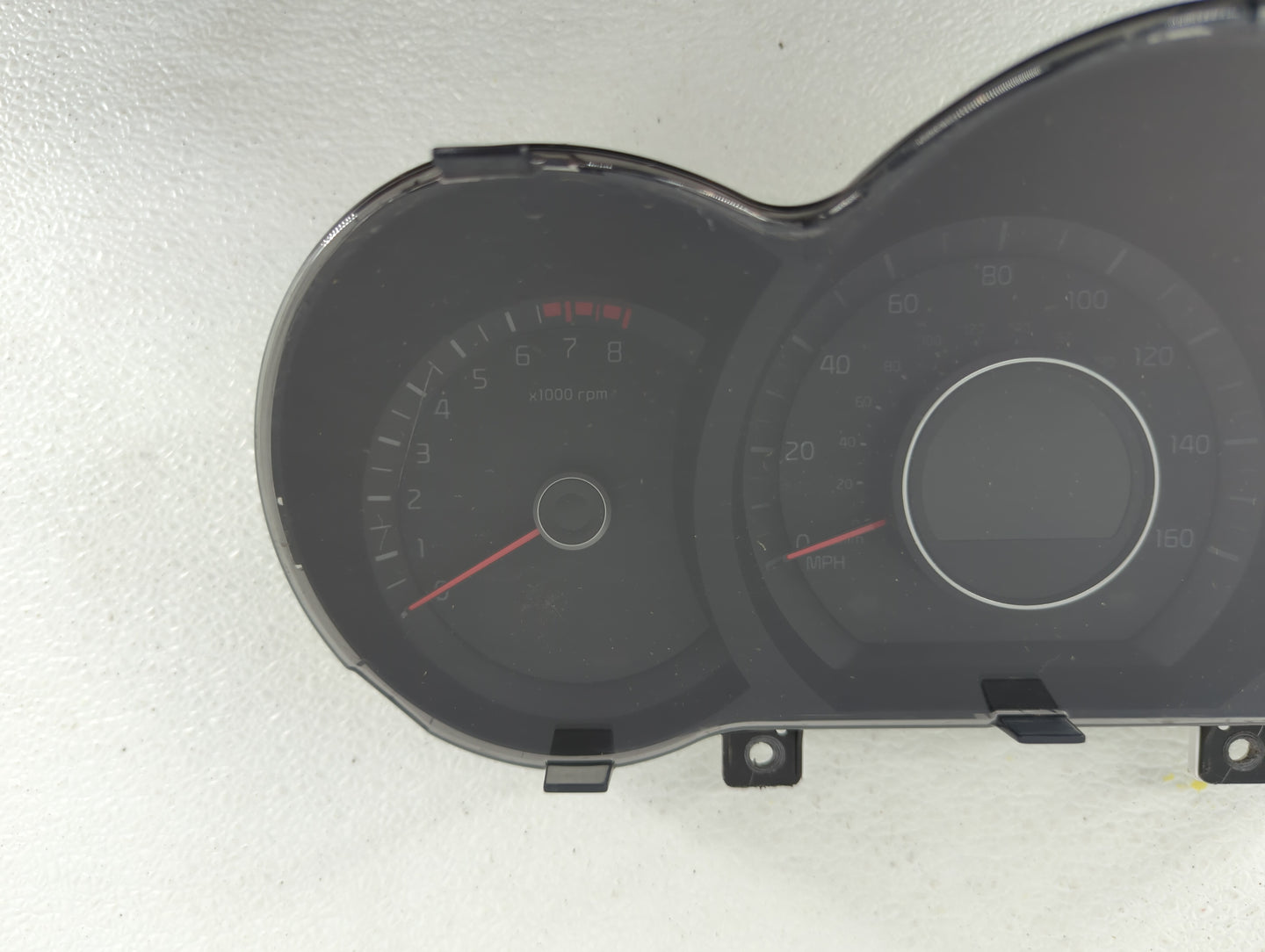2014-2015 Kia Optima Instrument Cluster Speedometer Gauges P/N:94031-2T270 Fits Fits 2014 2015 OEM Used Auto Parts - Oemused