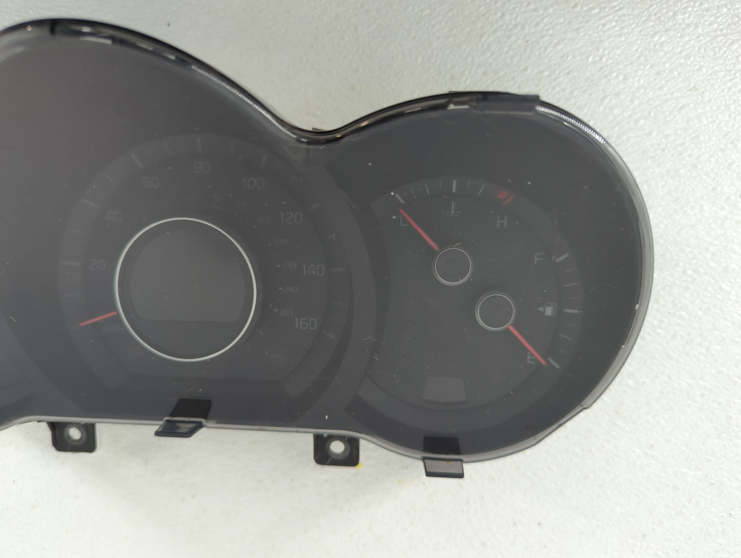 2014-2015 Kia Optima Instrument Cluster Speedometer Gauges P/N:94031-2T270 Fits Fits 2014 2015 OEM Used Auto Parts - Oemused