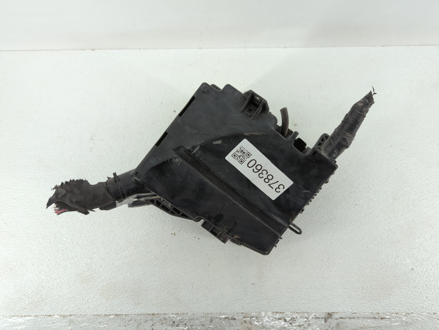 2014-2015 Kia Optima Fusebox Fuse Box Panel Relay Module P/N:VS912504C860QA Fits Fits 2014 2015 OEM Used Auto Parts - Oemuse