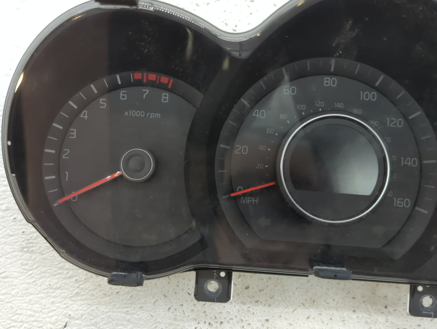 2014-2015 Kia Optima Instrument Cluster Speedometer Gauges P/N:94031-2T270 Fits Fits 2014 2015 OEM Used Auto Parts - Oemused