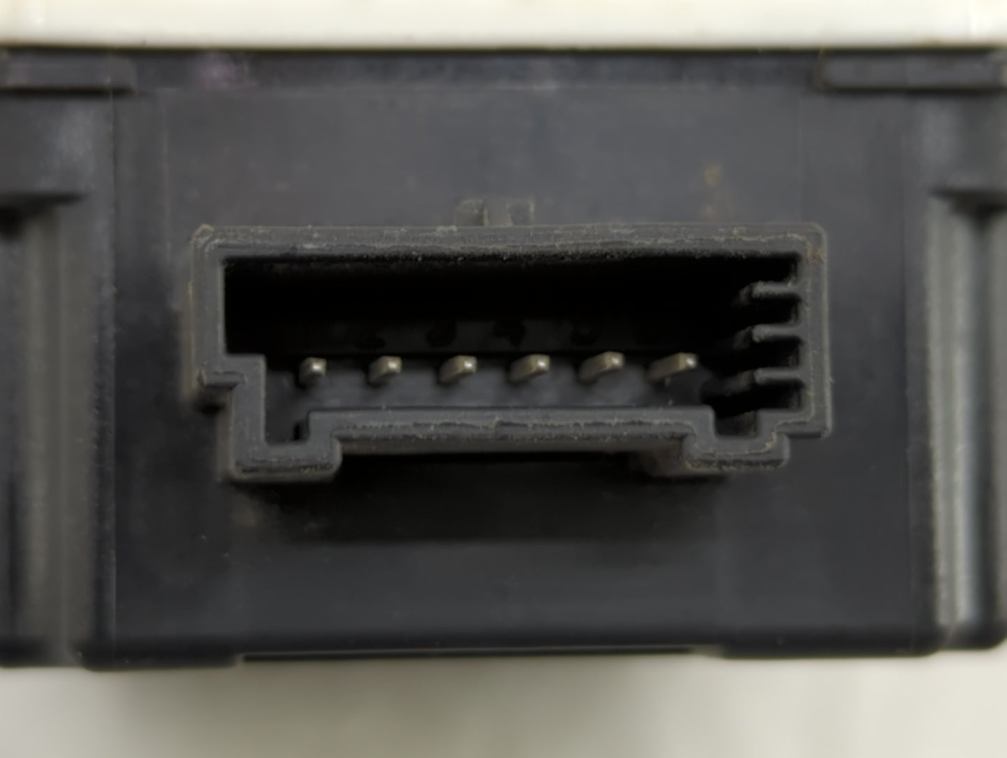 2014-2015 Kia Optima Chassis Control Module Ccm Bcm Body Control - Oemusedautoparts1.com