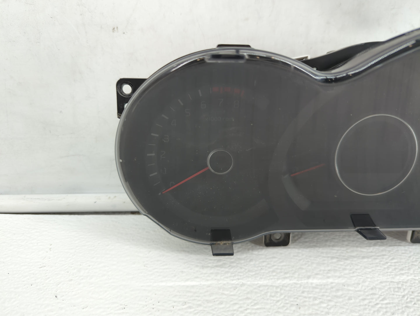 2014-2015 Kia Optima Instrument Cluster Speedometer Gauges P/N:94031-2T270 Fits Fits 2014 2015 OEM Used Auto Parts - Oemused