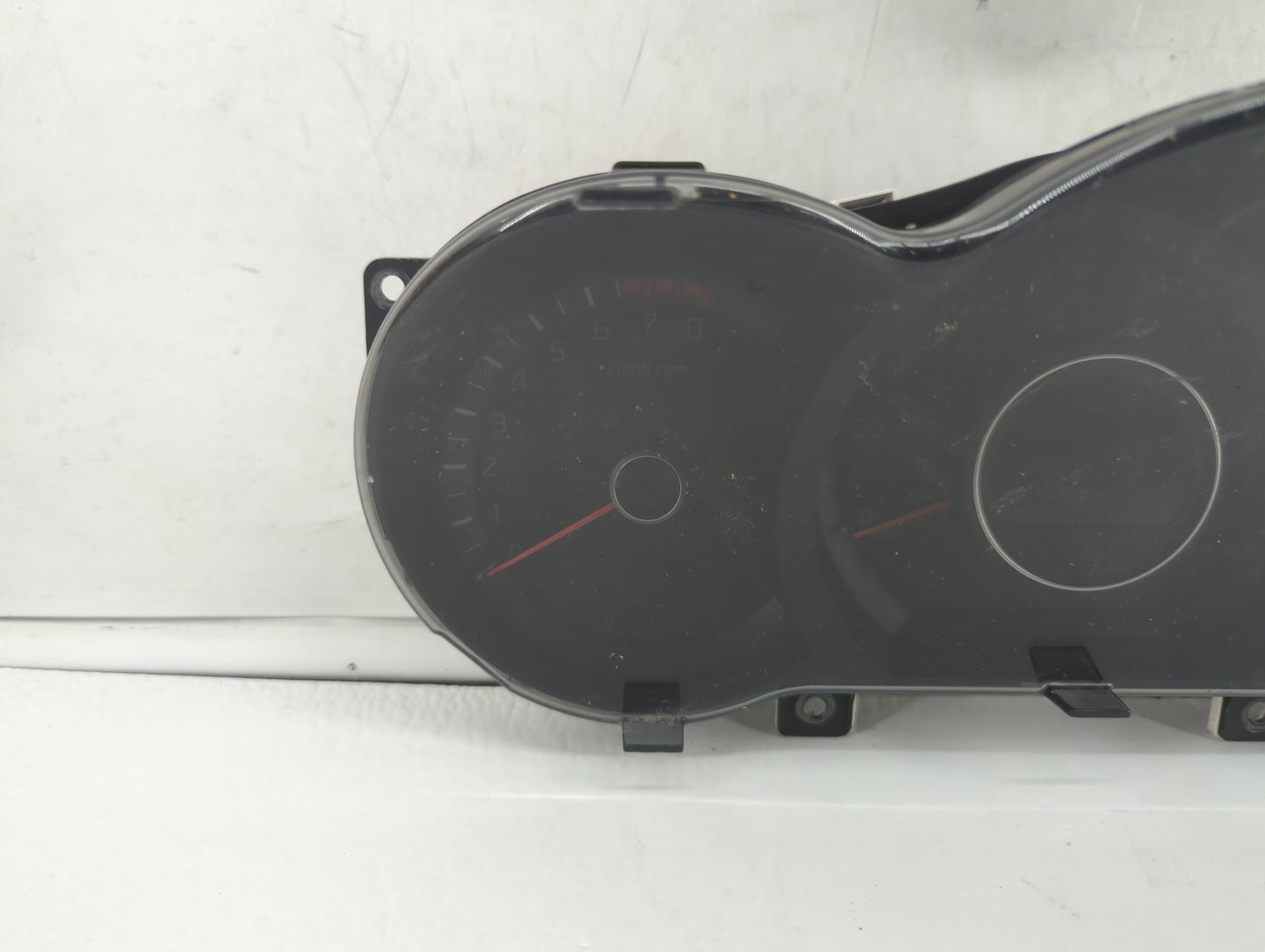 2014-2015 Kia Optima Instrument Cluster Speedometer Gauges P/N:94041-2T460 94031-2T270 Fits Fits 2014 2015 OEM Used Auto Par