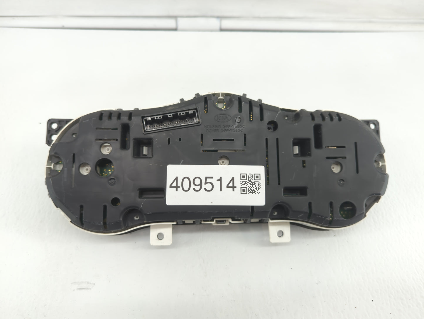 2014-2015 Kia Optima Instrument Cluster Speedometer Gauges P/N:94041-2T460 94031-2T270 Fits Fits 2014 2015 OEM Used Auto Par