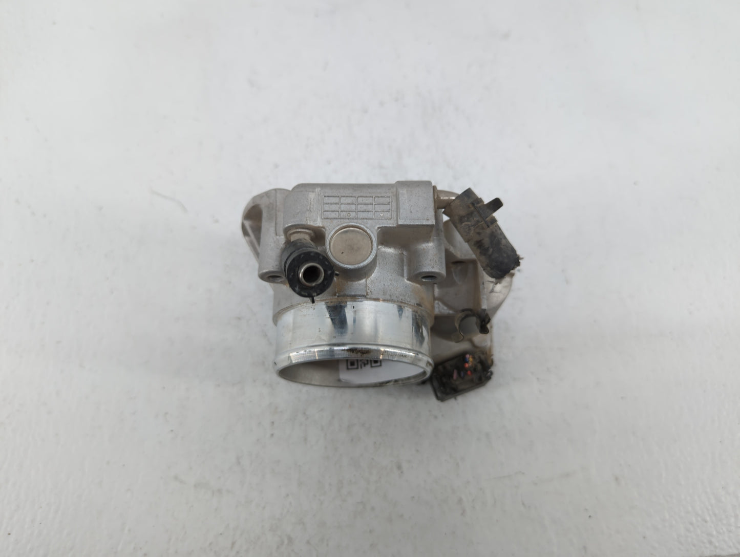 2011-2016 Kia Optima Throttle Body P/N:35100-2G700 35100-2G800 Fits Fits 2011 2012 2013 2014 2015 2016 OEM Used Auto Parts -