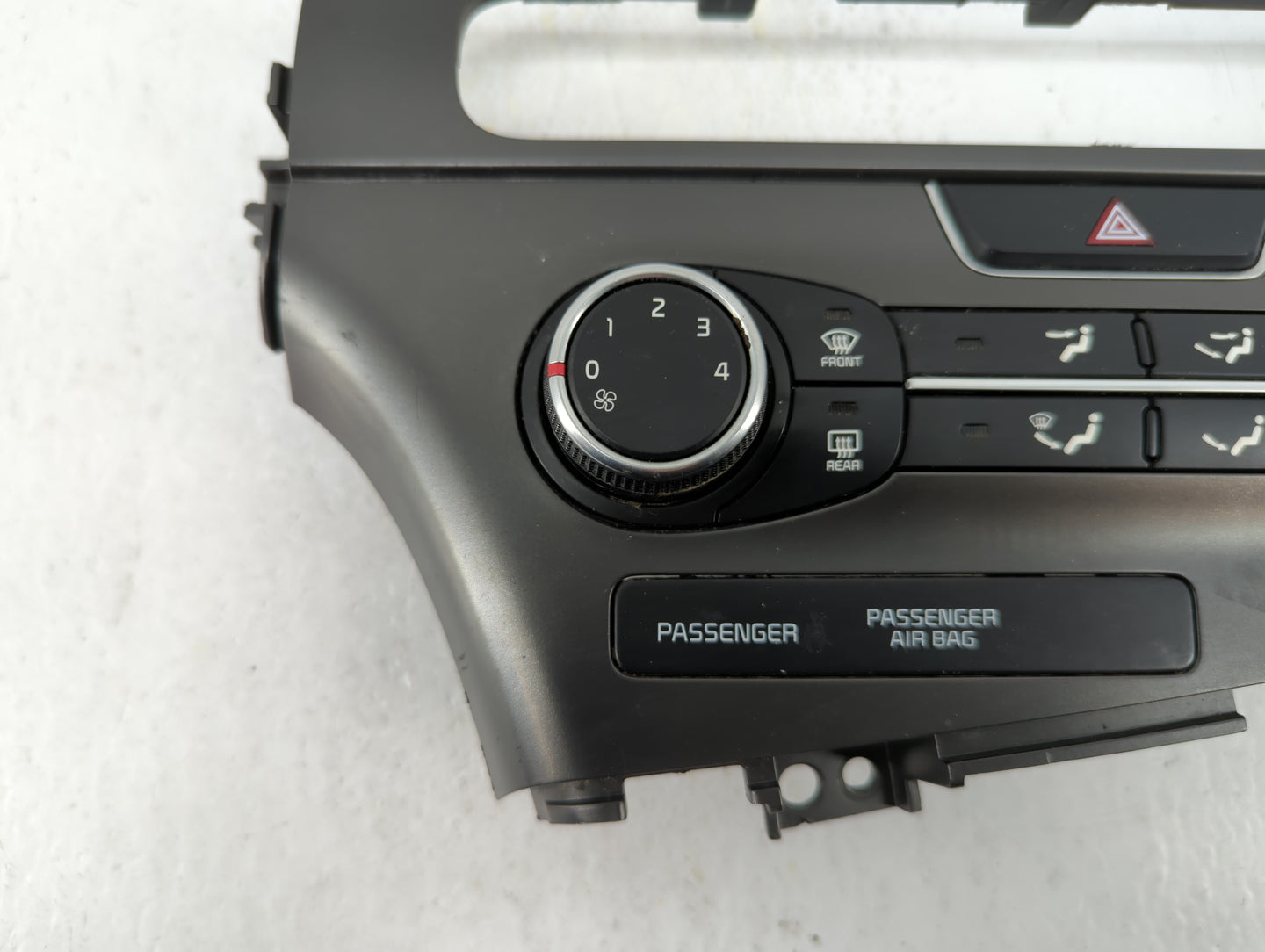 2014-2015 Kia Optima Climate Control Module Temperature AC/Heater Replacement P/N:97250-2TXXX 97250-2TLE0 Fits Fits 2014 201