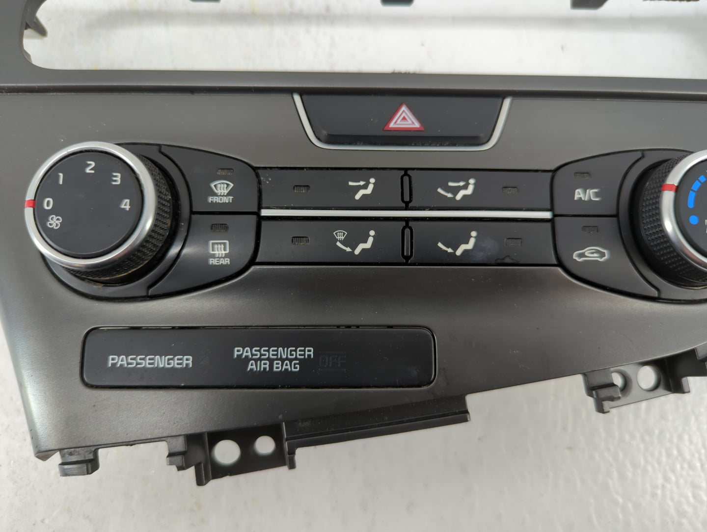 2014-2015 Kia Optima Climate Control Module Temperature AC/Heater Replacement P/N:97250-2TXXX 97250-2TLE0 Fits Fits 2014 201