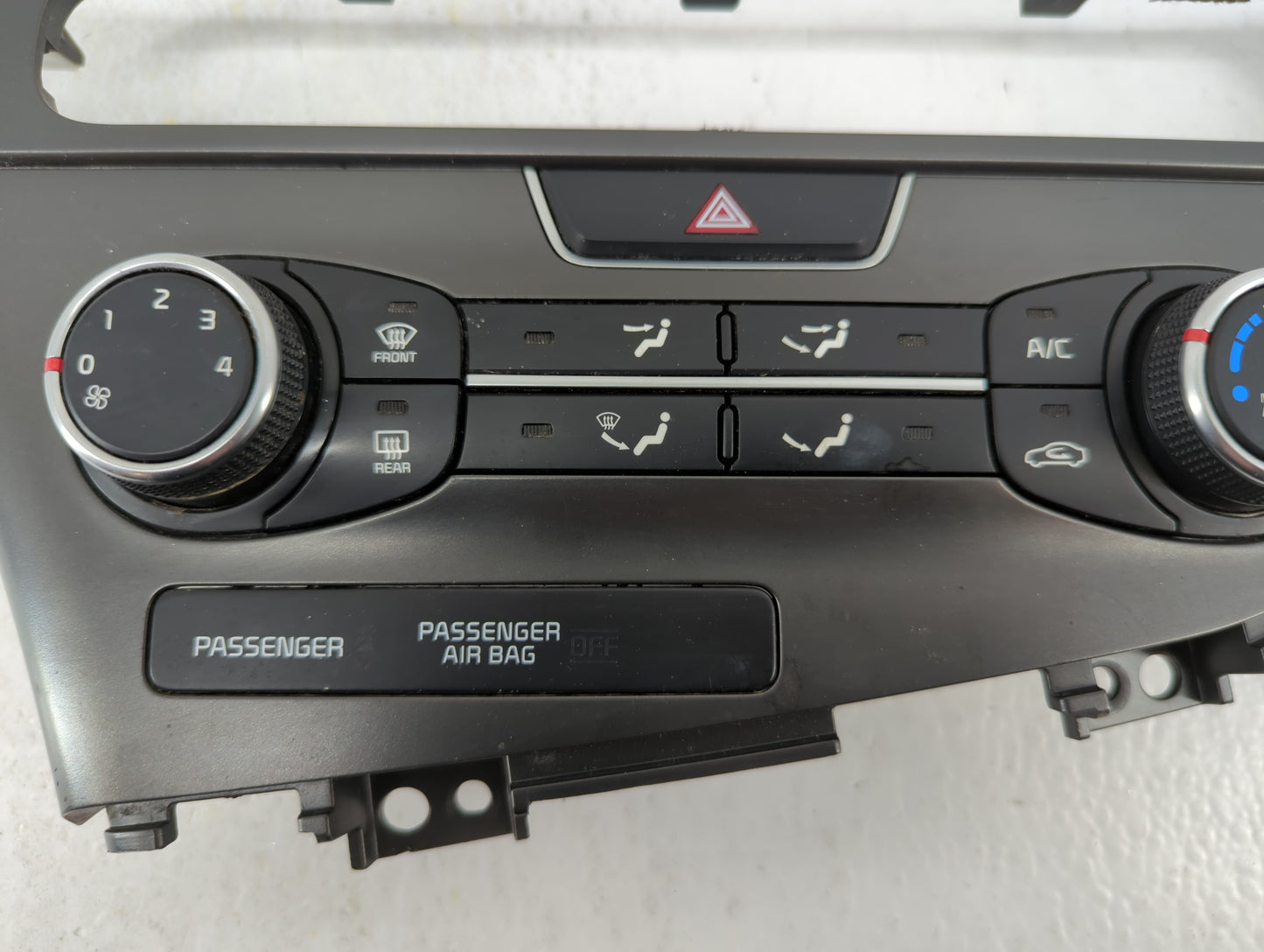 2014-2015 Kia Optima Climate Control Module Temperature AC/Heater Replacement P/N:97250-2TXXX 97250-2TLE0 Fits Fits 2014 201